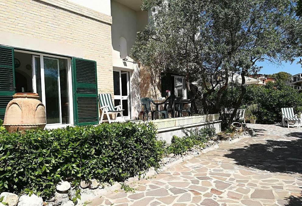Villa Ariosa Vasto Exterior photo
